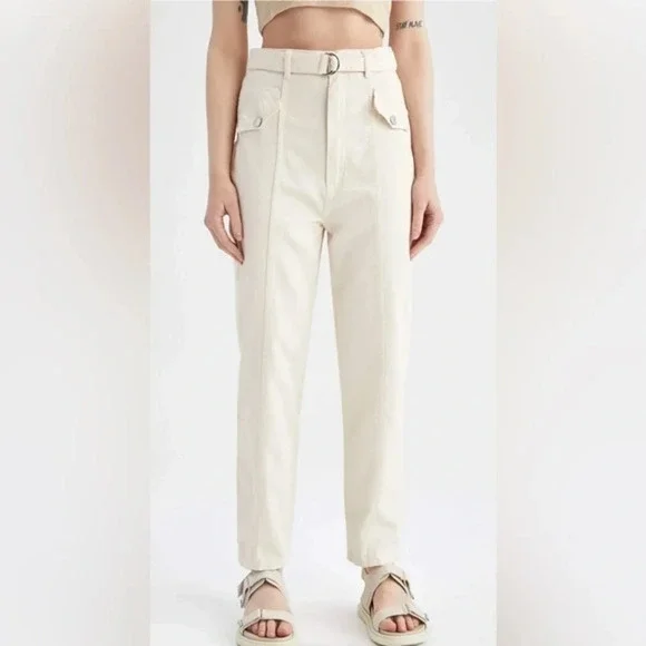 De Facto Twill Hogh Waist Tapered Leg Pants Beige Ivory Trousers Cotton 10 US - Picture 1 of 10